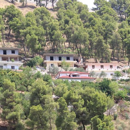 Vila Toska Berat Extérieur photo
