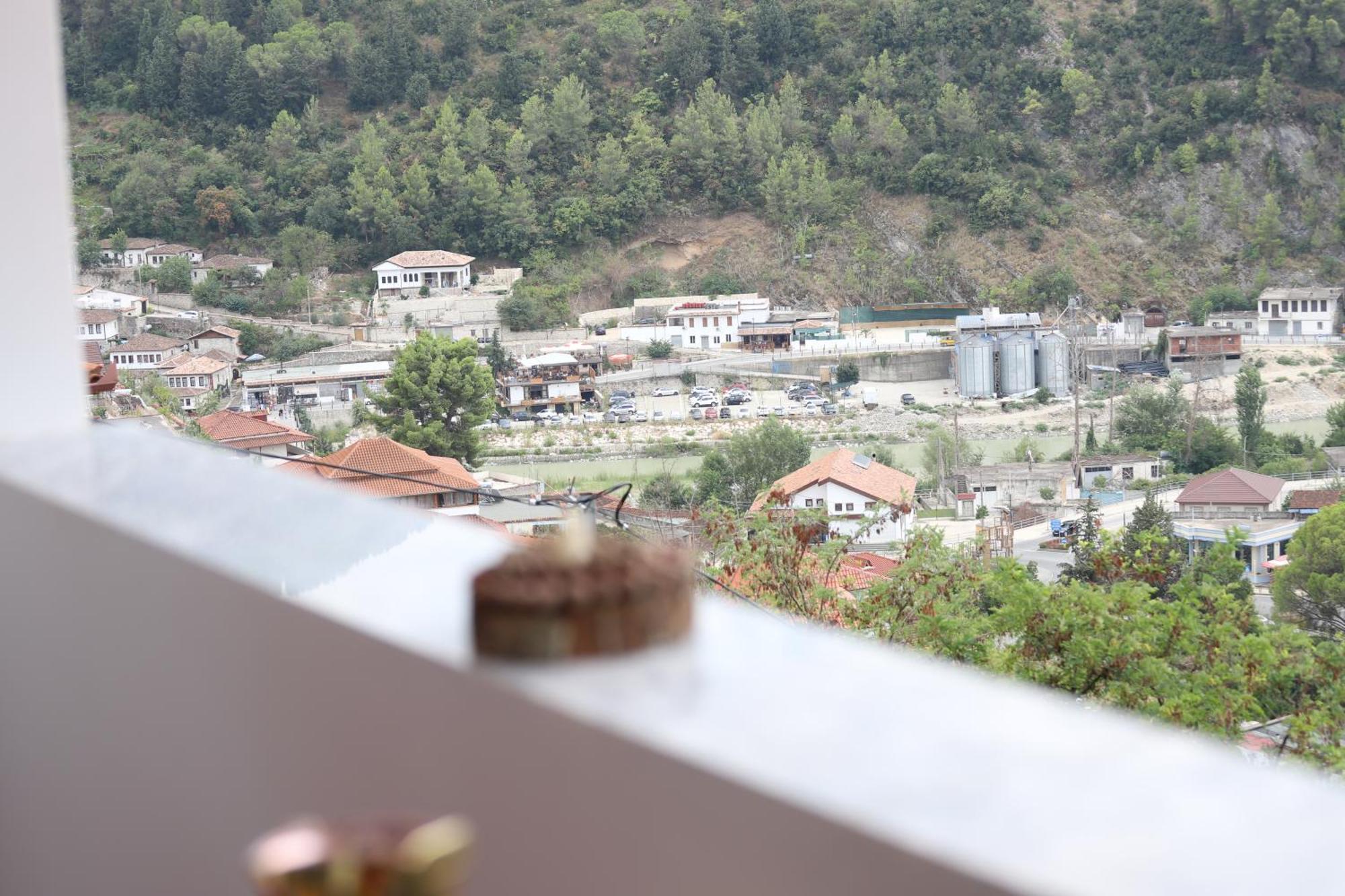 Vila Toska Berat Extérieur photo